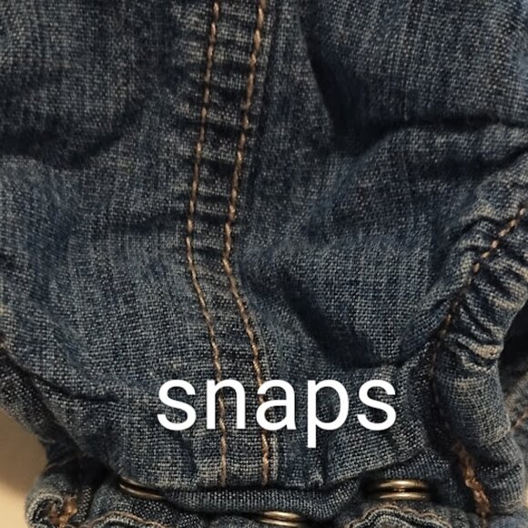 EUC Baby Gap Denim Cotton Soft One Piece 3-6 Months Girls Jean Shorts Blouse - Picture 9 of 9